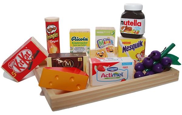 Tablett mit 11 Spiellebensmittel aus Holz
